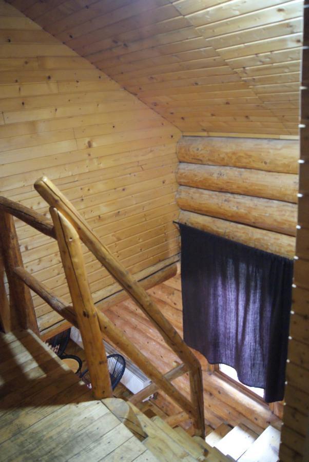 Musketeers Cabin Порумбаку-де-Жос Екстер'єр фото